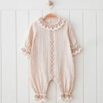 Beige muslin box pakje met kant