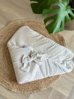Créme velvet wikkeldeken/ voetenzak met een strikje - Afbeelding 2