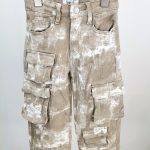 Beige cargo broek met vlekjes