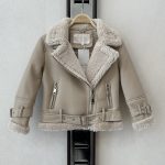 Beige gevoerde biker jas