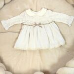 Beige_jurkje_met_een_strikje_lavikids
