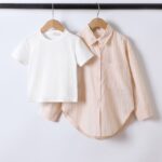 Beige_overhemd_met_een_t-shirt_lavikids