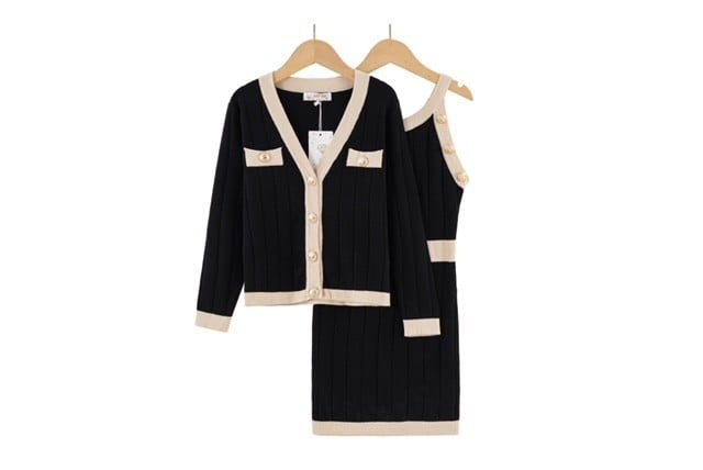 Zwarte_tweedelig_setje_met_een_vest_lavikids