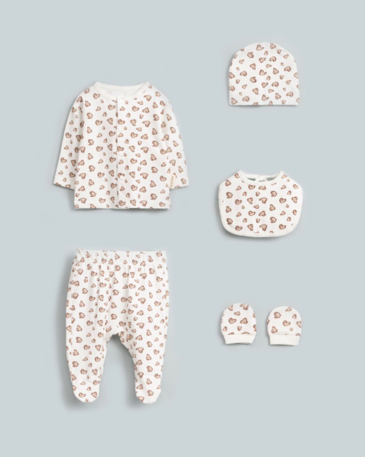 img_0176 Baby setje met hartjes print - Afbeelding 1