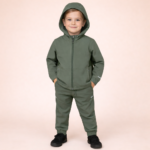 Olijfgroen_tech_setje_lavikids