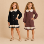 Gebreide_meisjes_jurk_met_een_kraag_en_ruches_lavi_kids